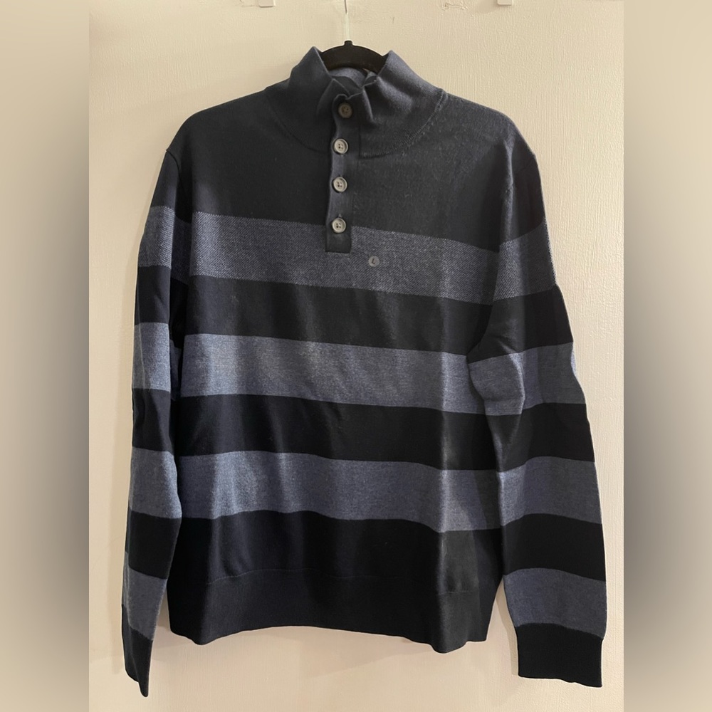 Brooks Brothers sweater new with tags. Is made with Merino wool.